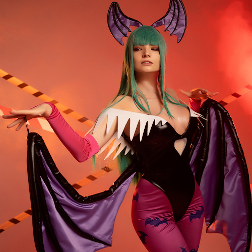 Striking Morrigan Aensland cosplay from Darkstalkers, showcasing the character’s signature green hair, bat-winged accessories, and vibrant purple and black outfit. Ideal for fans looking for Morrigan cosplay inspiration or unique Darkstalkers cosplay ideas.