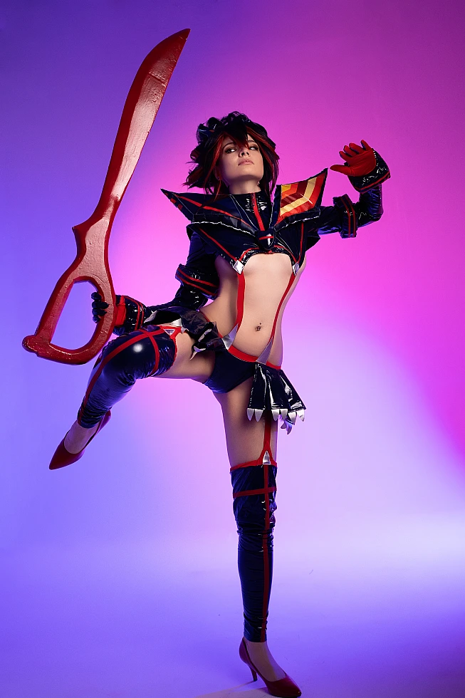 Ryuko Matoi cosplay high kick low angle wetlook glossy Senketsu finish scissor blade neon purple studio gradient Kill la Kill