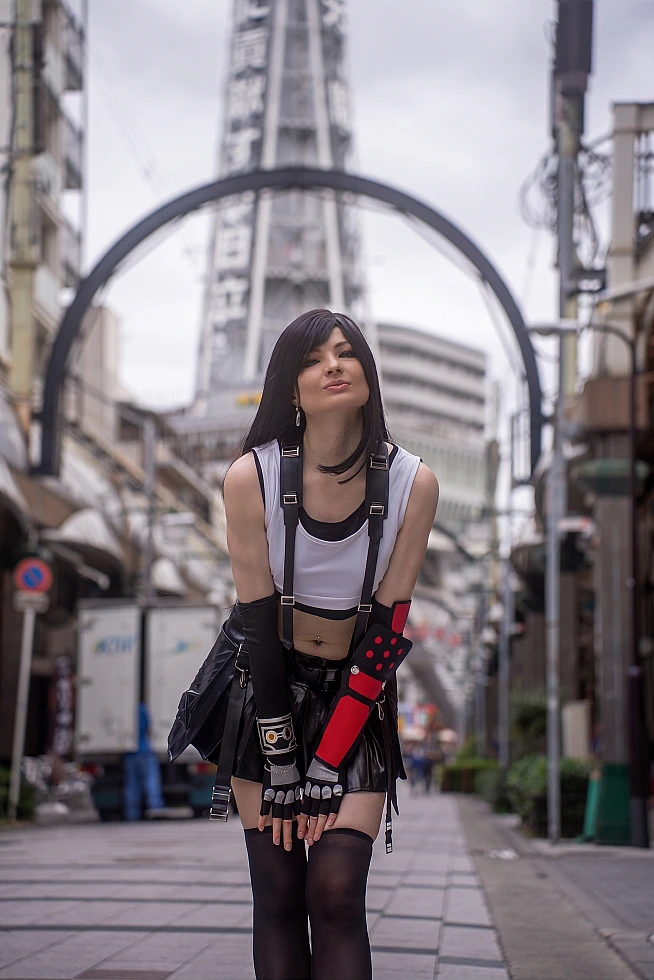 Tifa Lockhart Final Fantasy Cosplay - Photo 8